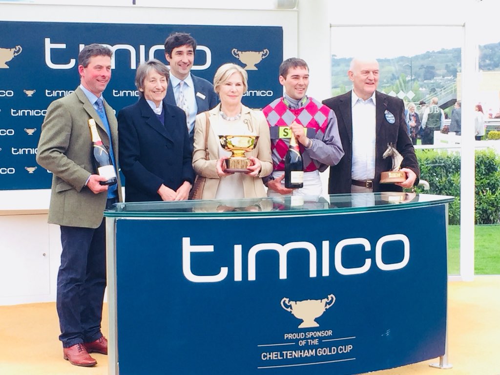 GBpointing tweet media