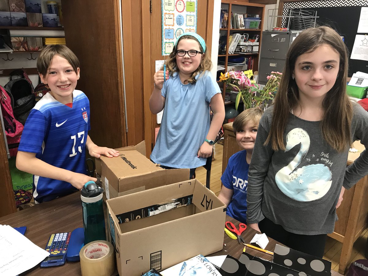 connors4th's tweet photo. So many ideas while working on designing tiny houses!  #102GDD18 #GDD18 #ogdenavenuepanthers @KarliNotActive https://t.co/VKyaxndnoD