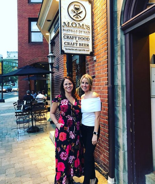 🍷 Spotted last night <a href="/MOMsDoylestown/">MOM's MaxwellsonMain</a>, <a href="/kathyromano11/">Kathy Romano</a> for 'Bucks County Restaurant Week! #EatInBucksCo VisitBucks.Co/8FVO30jQsLp