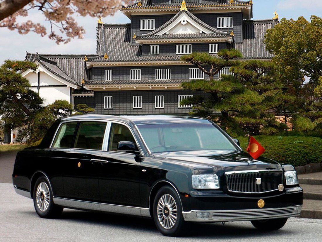 Toyota Century императора Японии