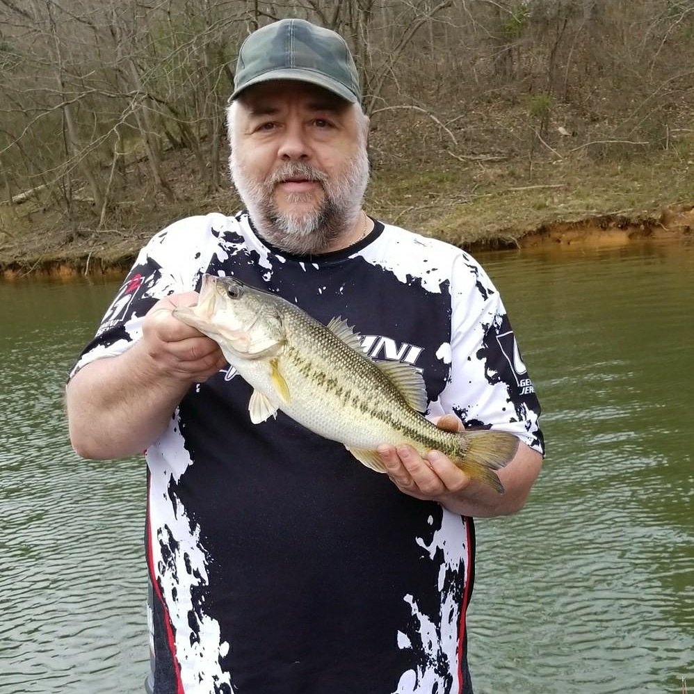 bassmaster42's tweet image. 