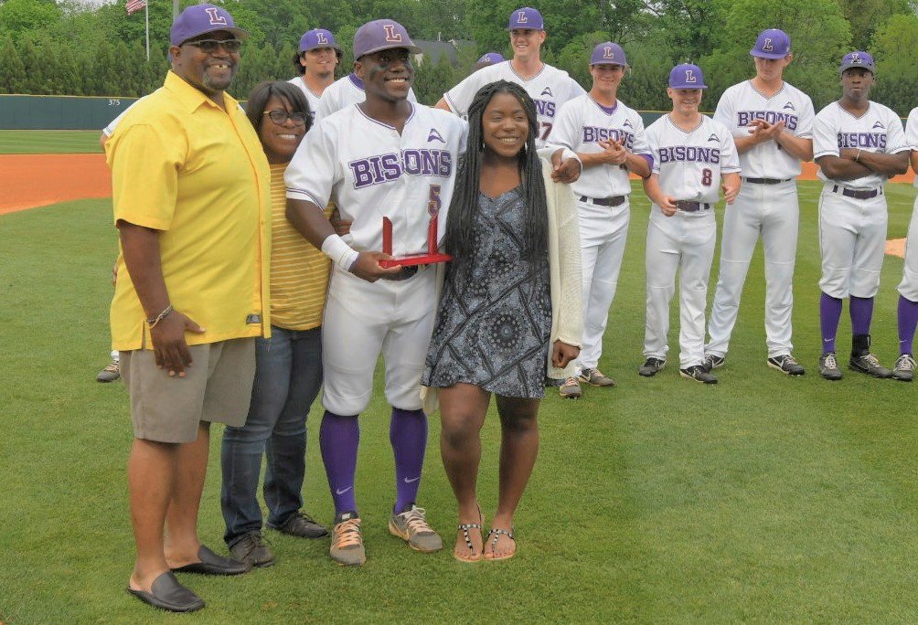 BisonBaseball's tweet image. Congrats to senior 2B Lee Solomon, the winner of this year's prestigious Ken Dugan Award! #OurTeam #ASUNBSB
