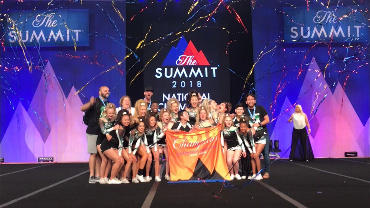 CheerForceCA's tweet photo. Introducing our newest #Summit Champion! CheerForce Senior Black from @CF_Fresno @jlopez85 #proudtobecheerforce #summitchamps https://t.co/lA1Fkn09RE