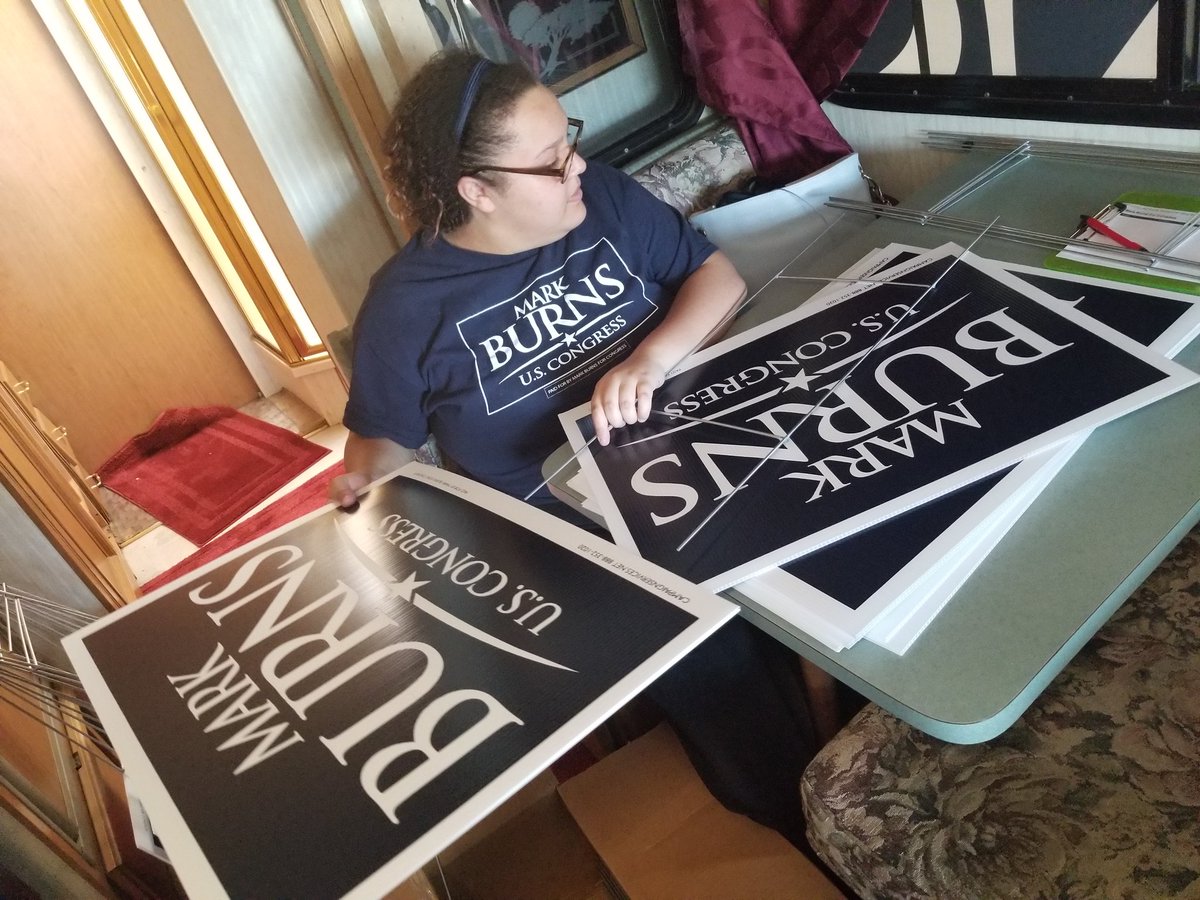 pastormarkburns's tweet photo. Yard signs being assembled inside the #BurnsBus. #BurnsForCongress #SC04 #scpol https://t.co/9FuD79YvN2