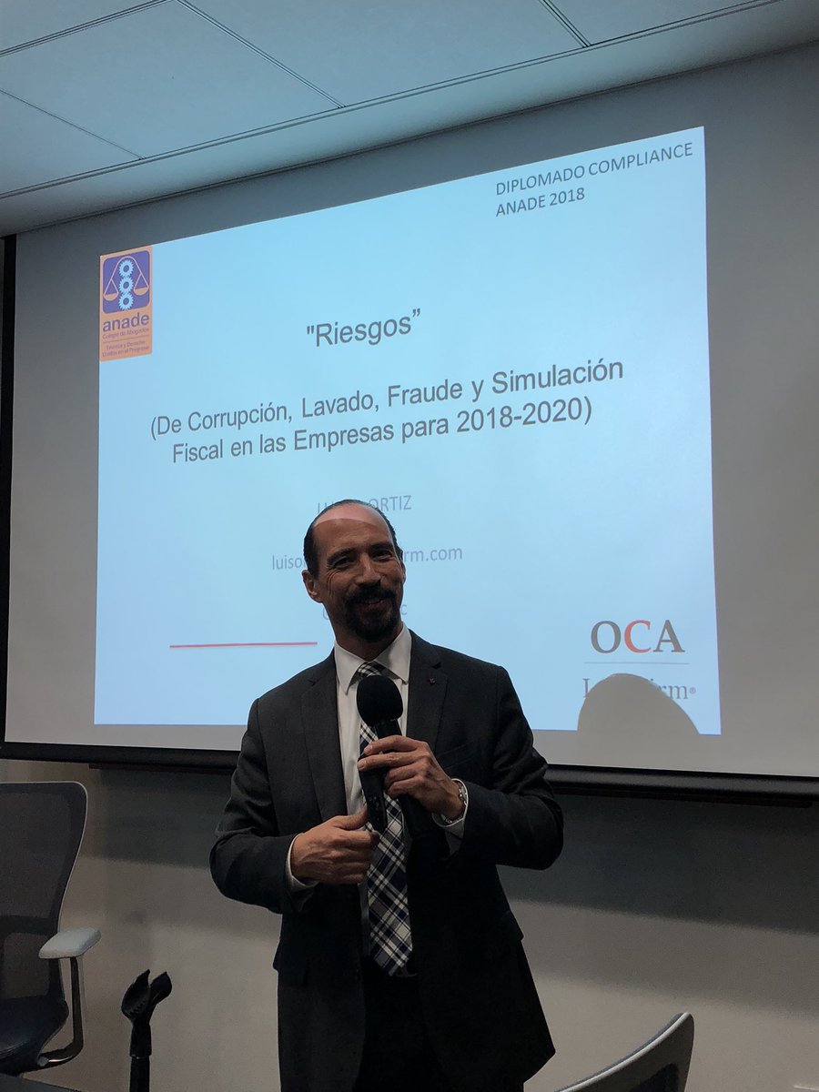 ANADEcolegio's tweet photo. Comienza el 3er Módulo del Diplomado Anade con el tema ''Riesgos: de Corrupción, Lavado, Fraude y Simulación Fiscal en las Empresas para 2018-2020''. El expositor de hoy es nuestro coordinador @LUISFORTIZC. #DiplomadoAnade @OCALAWFIRM https://t.co/j2HsaDuTSY