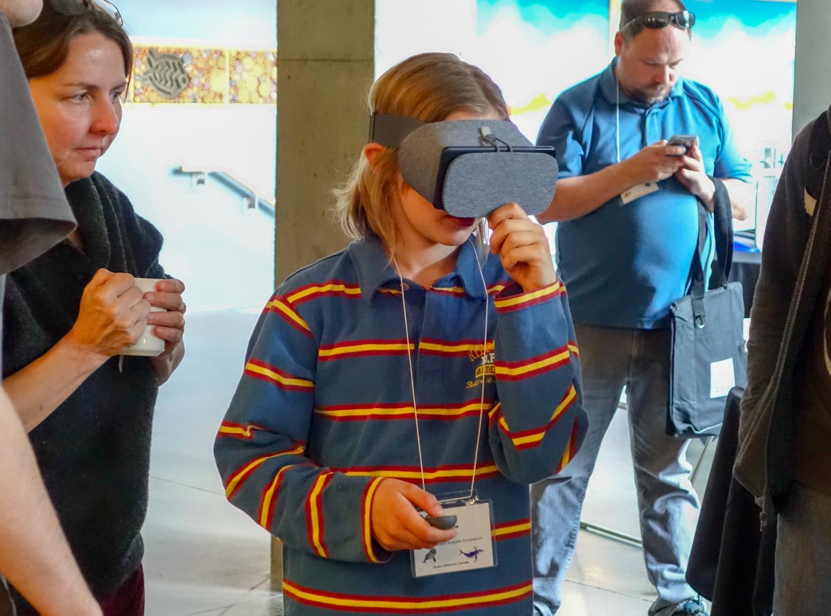 Ocean_Networks's tweet photo. At our 6th annual Ocean Science Symposium, students try out the #VirtualReality game prototype that simulates science-based #tsunami events in @cityportalberni. Try it yourself at #BCTechSummit in #YVR 14-16 May. Read: https://t.co/Q4GUqvC4yZ #TsunamiSmart #knowtheocean #VR https://t.co/Q6PKz8NM3G
