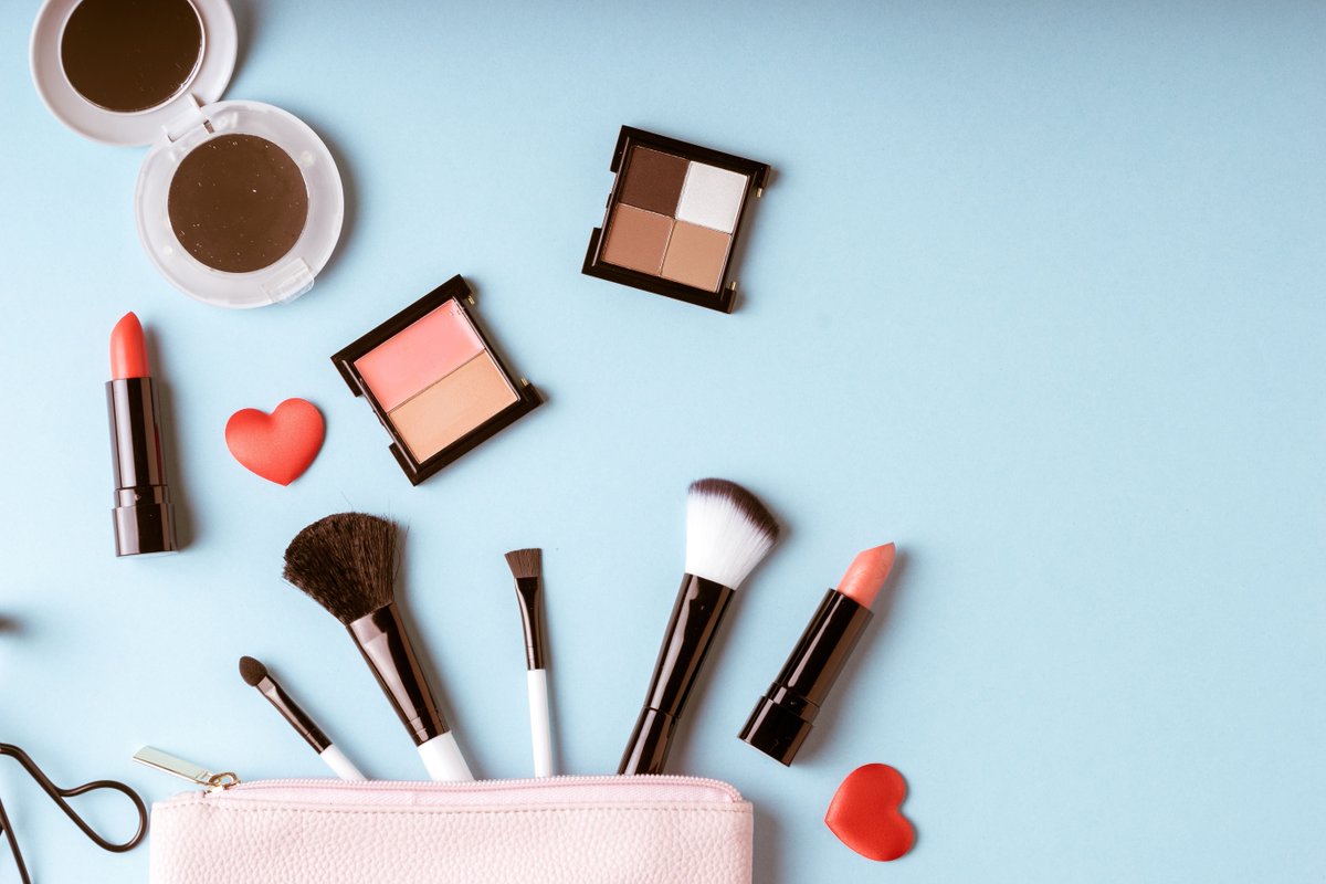 beautytimebox's tweet photo. Clues on choice can't be in the blues with beauty time box. You get whichever product you want of your own free will. The old stories of waste are now bygones! Build your own box with Beauty Time Box.
#instamakeup  #cosmetics  #eyeliner  #lips  #founda... https://t.co/v4tgDbTM27