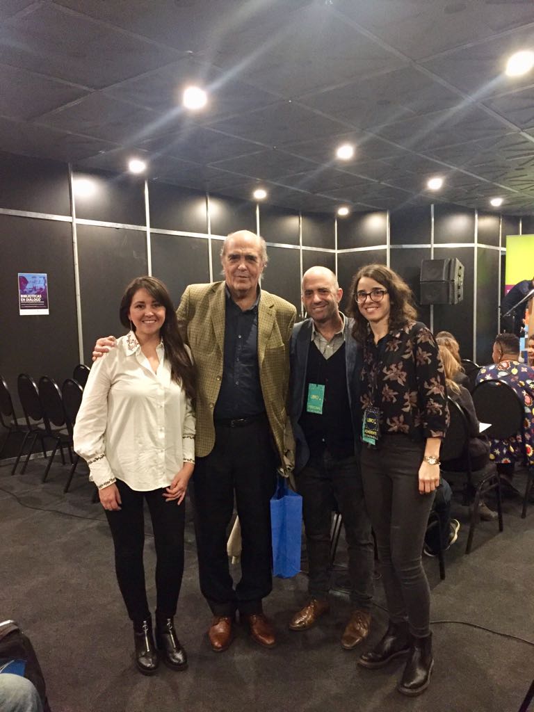 Cerlalc's tweet photo. #NoticiaCerlalc Jeimy Hernández, coordinadora de Lectura y Bibliotecas del Cerlalc junto a Leandro de Sagatizabal, presidente de @CONABIP ; Sebastian Noejovich, coordinador General de Industrias Culturales del @MinCulturaAr y Luciana Rabinobvich de Conabip. https://t.co/fPsfj51ytX