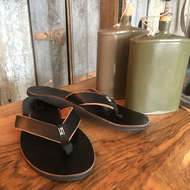 WM_USA's tweet photo. Use code "mom" for 10% off through Mother's Day on Women's Footwear https://t.co/3G0GIirisF https://t.co/koEZwyzMfG