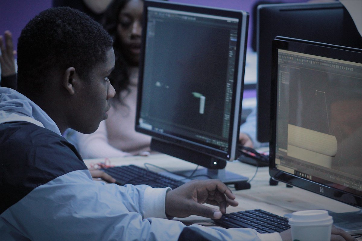 TAPinNYC's tweet photo. Focused on the future 💻 @MadeinNY
#theanimationproject #animation #3Dart #digitalarts #technology #storytelling #filmmaking #madeinny https://t.co/eMLvb0ldRm