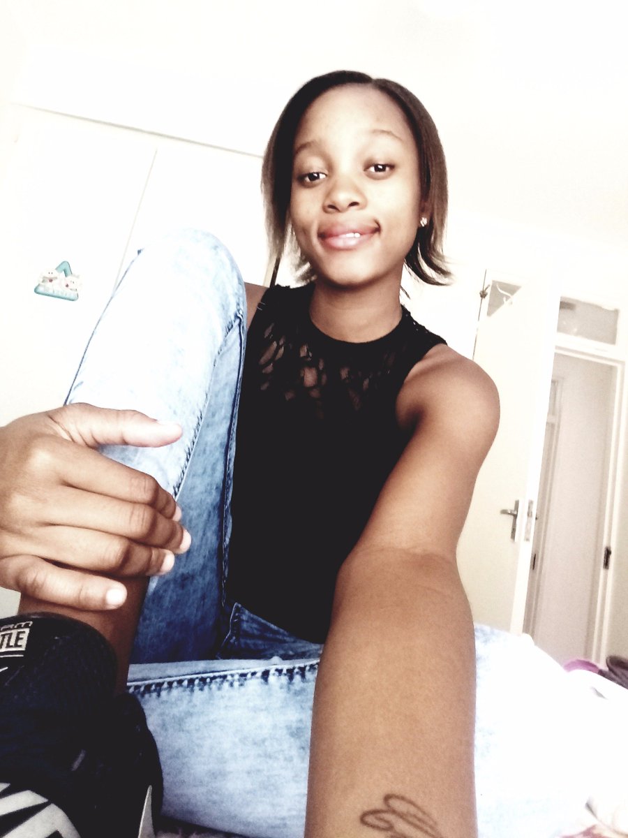 CharlotteAries5's tweet image. Cutten Smile💞😘

🎀Retweet
🎀Follow
🎀Like

#GainWithTrevor 
#GainWithXtianDela 
#1drive
#TrapaDriveGain 
#Trapa

❤🍒🎀😍💫😇😚