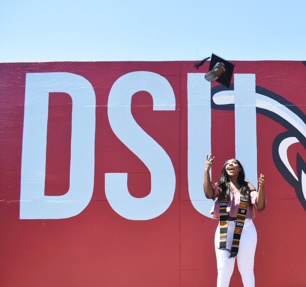 hairbyllese's tweet image. “&amp;amp; for all the doors that were slammed in my face.. IM COMING TO BUY THE BUILDING🗣” #May12th2018 #RentDueOkrrrrrrrr #RUNMEMYSHIT😝 #BSWMajorsMatter✨