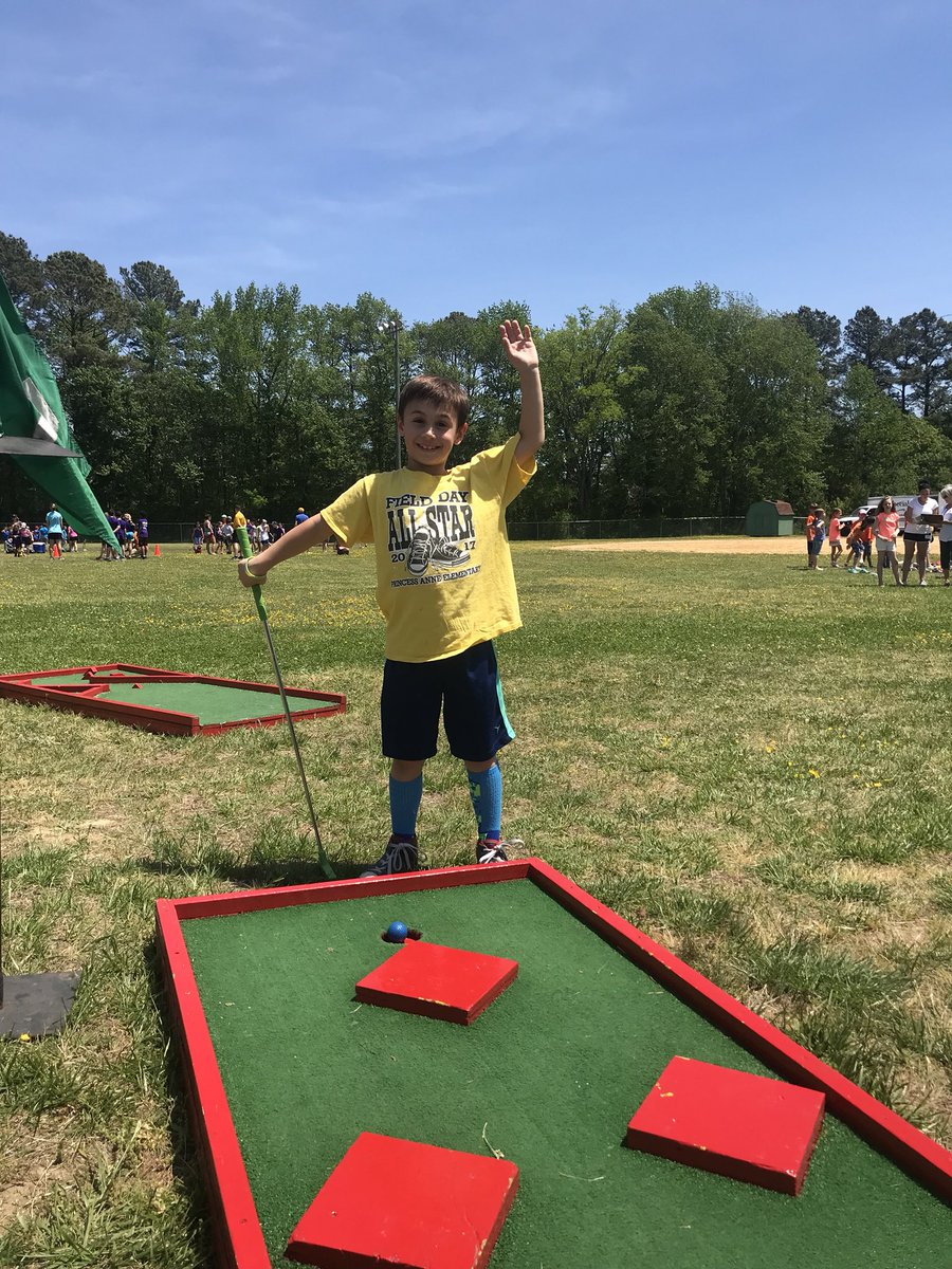 MrsWilliamsVB's tweet photo. Field Day fun part 2! ☀️ @paeseagulls @CMKernutt @Mrs_Orebaugh https://t.co/Rk3R2n4LDE
