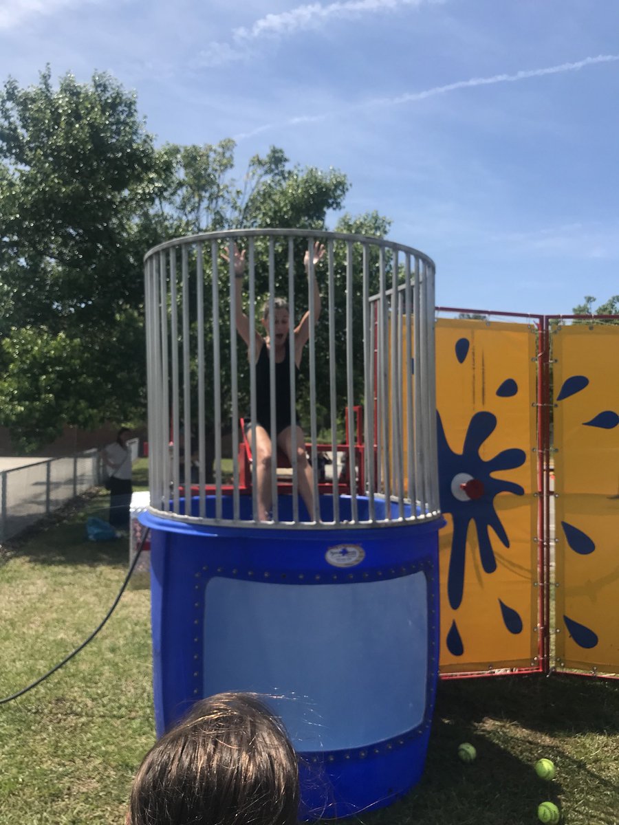 MrsWilliamsVB's tweet photo. Field Day fun part 2! ☀️ @paeseagulls @CMKernutt @Mrs_Orebaugh https://t.co/Rk3R2n4LDE