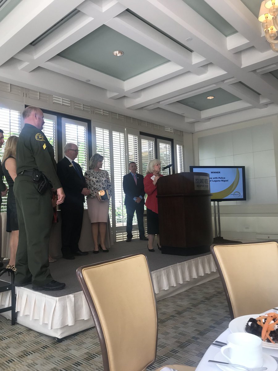 ACCOC's tweet photo. Golden Hub of Innovation Award program...celebrating #OCCities and their amazing work in behalf of #OrangeCounty communities! Thank you for all you do! #ocworkingtogether https://t.co/sZjUco8lYz