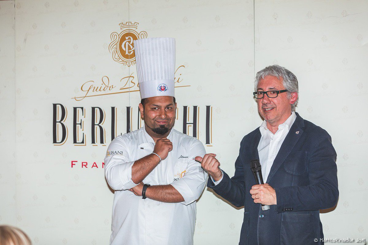 Complimenti ai neo sommelier di Piacenza incoronati ieri ! Un plauso allo Chef Alisani che ci ha deliziato con I suoi piatti abbinati alle nostre bollicine. Cin ! <a href="/aisemilia/">AIS Emilia</a>