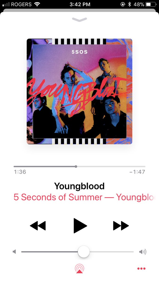 surrenderluke's tweet photo. https://t.co/ZOOBFyHLfI @umusic #5sosTO https://t.co/tmOXLPane0