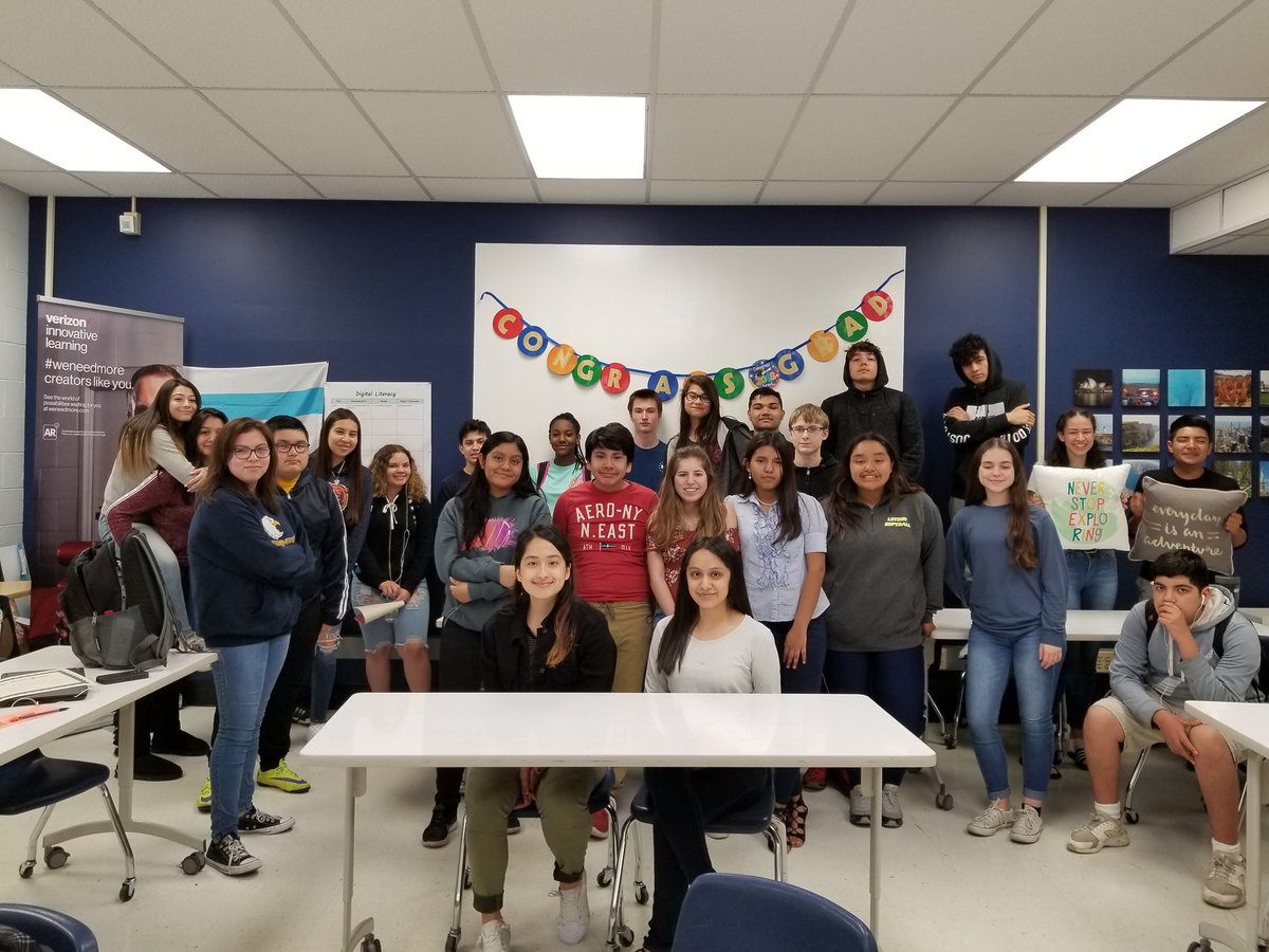Celebrating our amazing mentors in ACCESS thanks for all you have done! <a href="/Leslie_Arcin/">Leley Victoria Arcin</a> @princessjxsss <a href="/Zapata__Melissa/">Melissa Zapata</a>