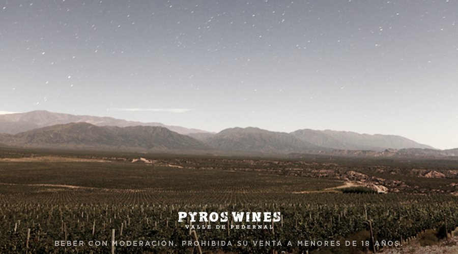 Los invitamos a descubrir el extraordinario valle de dónde provienen nuestros vinos: bit.ly/1O8pFOC #ValleDePedernal