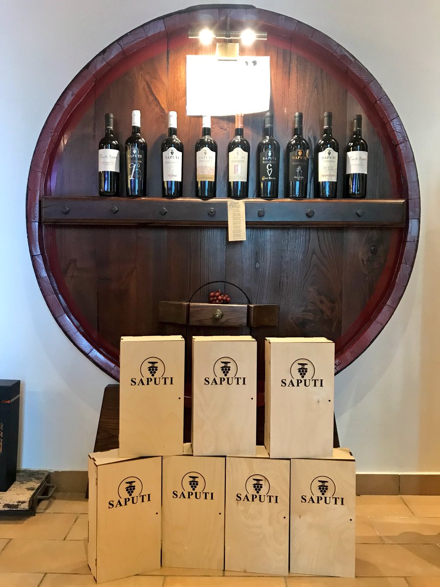 viaggiaescopri's tweet photo. Altra tappa interessante tra i #MontiAzzurri è #Colmurano dove si trovano le @CantineSaputi, azienda agricola produttrice di vini di alta qualità che raccontano il territorio attraverso gli aromi e i sapori. #winetasting obbligatoria! #Marche
#montiazzurritraterraecielo https://t.co/HFcJdU0F55