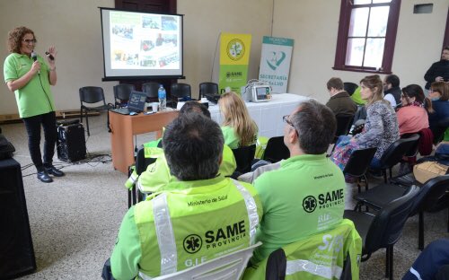 sameprovincia's tweet photo. 🚑Capacitamos a 100 agentes de #Moreno que se incorporará al sistema de emergencia provincial durante una jornada que se realizó en el hospital🏥Vicente López y Planes de General Rodríguez 🚑 https://t.co/XBXdscLtLi
