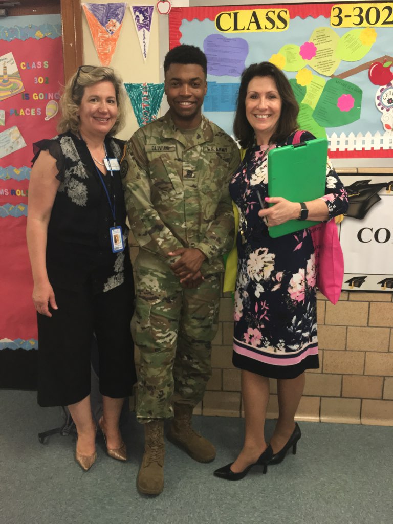 JackieRobinson PS15Q tweet media