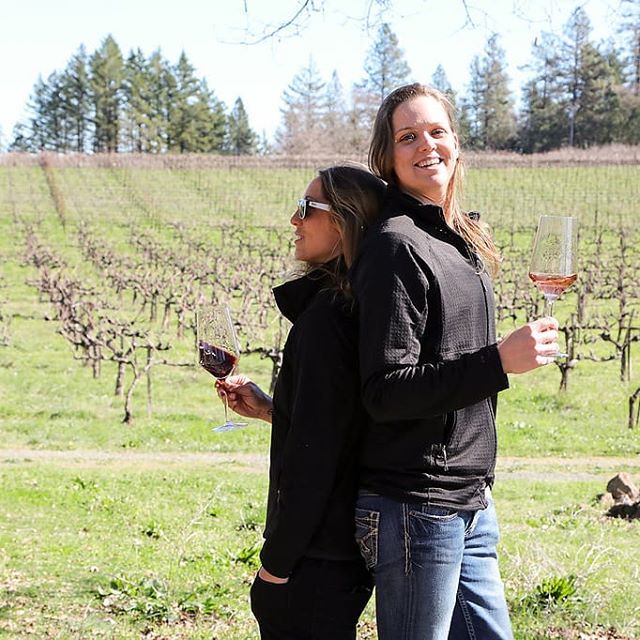 VinfluenceWine's tweet photo. Meet the ladies of @belharrawines 💁💁🍷 Camille and Anne make some stellar #Syrah that #Vinfluence is proud to be sharing with #wineclub members this month! https://t.co/Igvhx1V2Hr https://t.co/MdQmDd3TKh