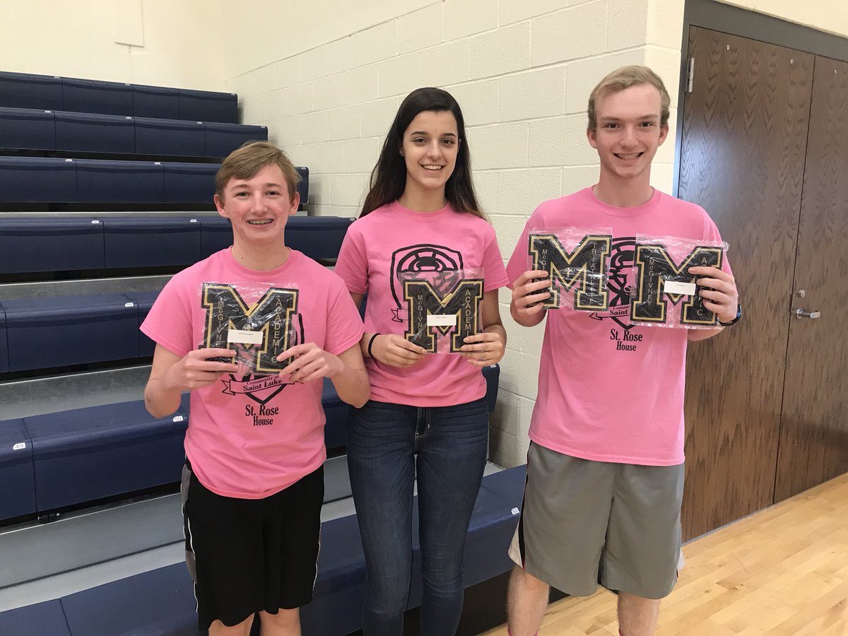 StRoseHouse's tweet photo. Congrats to our Tri-Athlete and Academic Letter recipients from St Rose🏆📚🌹 Nicole L., Zach B., Nick M. #StRoseRocks #LuckytoBeLuke #GriffinPride https://t.co/oh5qeelxFK