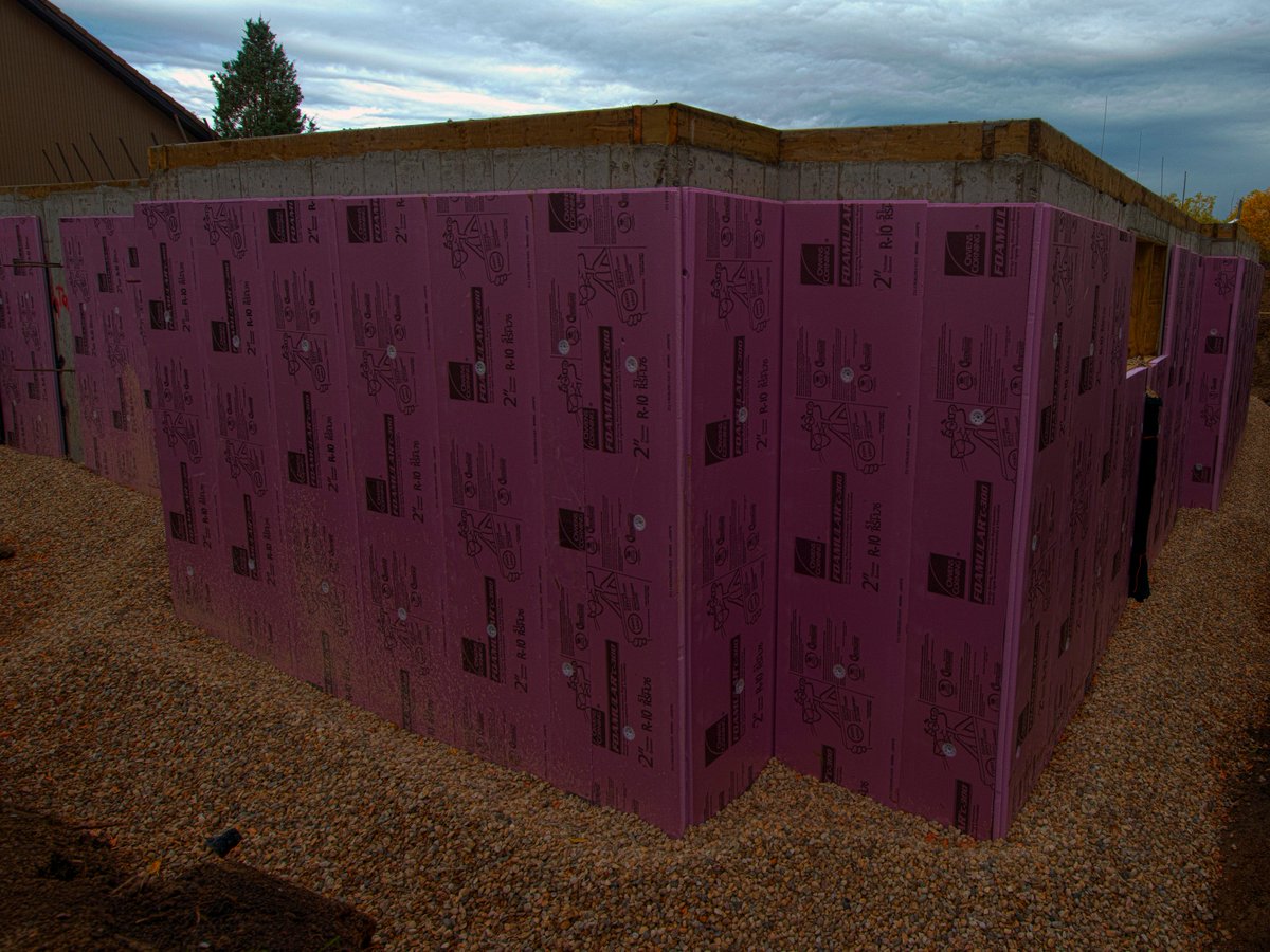 LenbethEdmonton's tweet photo. DID YOU KNOW - Insulation doesn't just keep the heat in in the winter❄️, it also helps keep your home cool in the summer!☀️ We install various types of insulation that meet the Alberta Building Code. Call us to book or find out more! 😉 #LiveSmarter https://t.co/owmEDizHlD