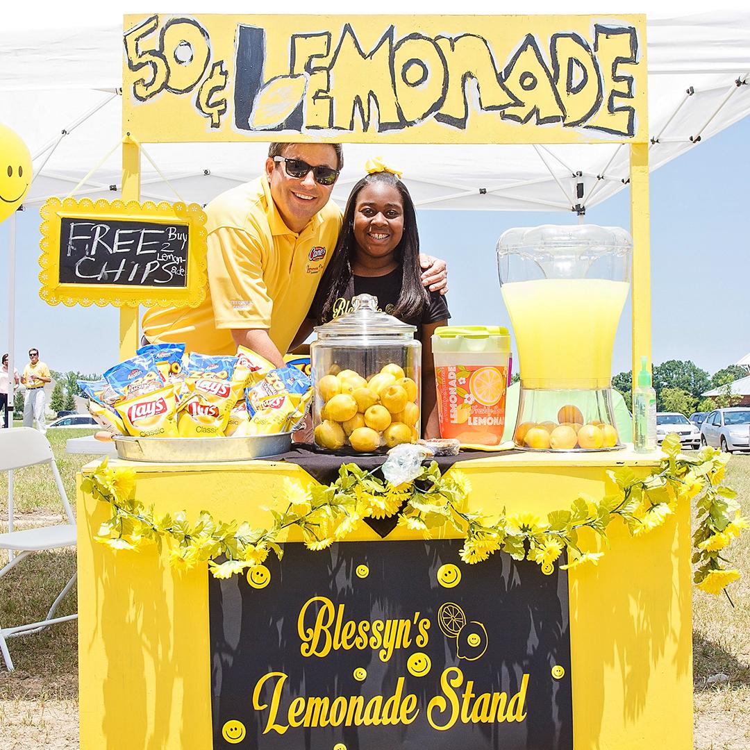 Raising Cane's tweet media