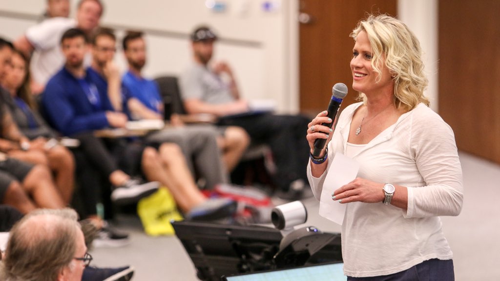 JAYHAWKSTRENGTH's tweet photo. Different athletes require different workouts and different recovery.
Our own @A_Hudy closing out the speaker series portion of #MSPC2018 ๐ https://t.co/gEdyxkD9DJ
