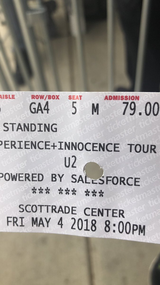 gatobronco's tweet photo. It’s showtime! @U2 #eiTour2018 #STL @U2Valencia @u2_mx @ISALOZ68 https://t.co/S9YgA5q67U