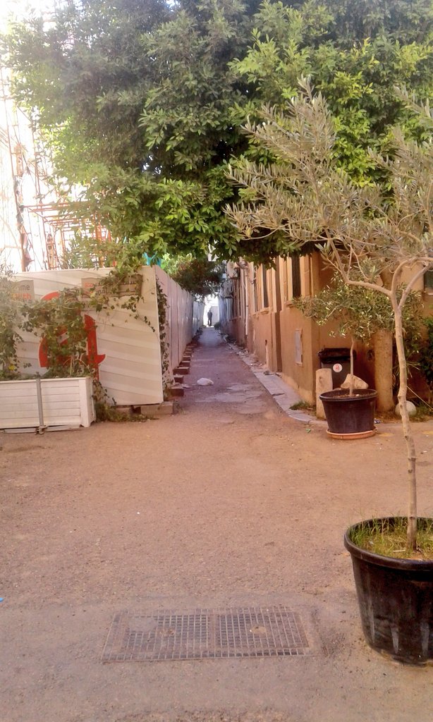 tifee24's tweet photo. #Tripoli #Mezran https://t.co/JzE1whOb8f