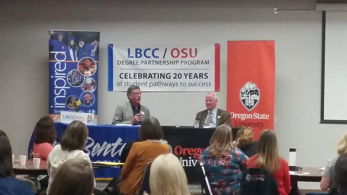 alexaljets's tweet image. Celebrating a 20-year partnership btwn @lbcc &amp;amp; @OregonState to put students first and simplify #transferpathways. "This kind of program is needed everywhere." - Presidents Greg Hamann &amp;amp; Ed Ray. @UIAinnovation