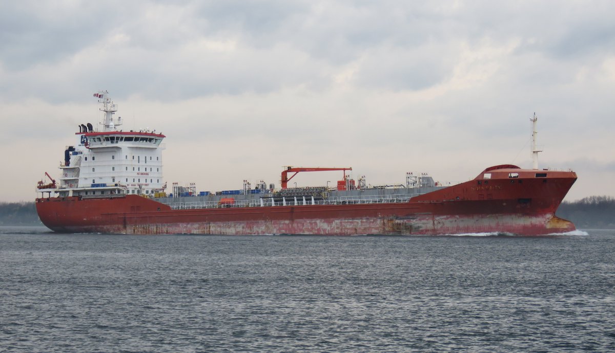 SeawayNNY's tweet image. 04-May-2018 SWAN BALTIC 🇲🇭 down the dark &amp;amp; cloudy St Lawrence at Wilson Hill #PaintMe