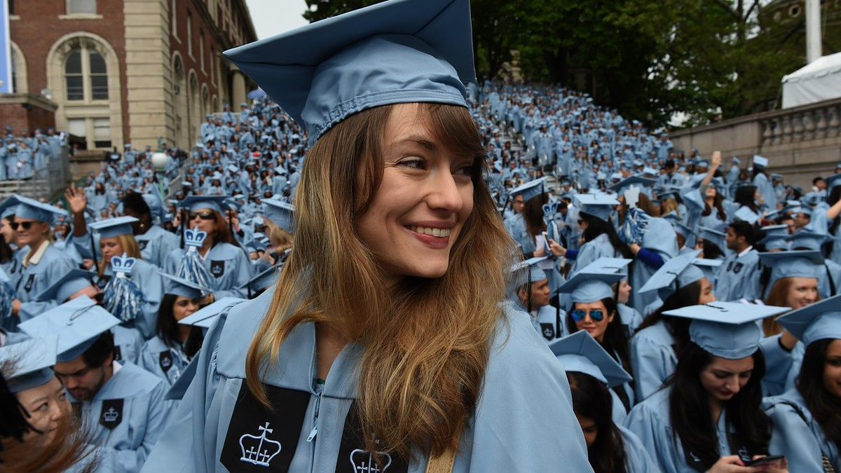 ScholarBound's tweet photo. Why you may want to reconsider applying to #privateschools >>> https://t.co/3EIpdRKRIX #scholarships #HigherEducation https://t.co/GidbnR0lTX