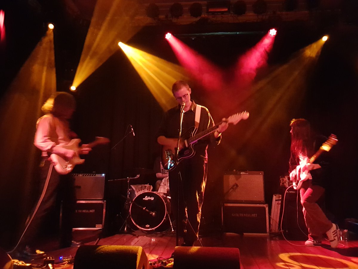 Hawtpockets's tweet photo. Nap Eyes, Paradiso

ᴍᴀy ᴄᴏɴᴛᴀɪɴ ᴛʀᴀᴄᴇѕ ᴏf:
| #amsterdam | @NapEyes | @ParadisoAdam | #frontrowregular | https://t.co/YSH3qE13MP