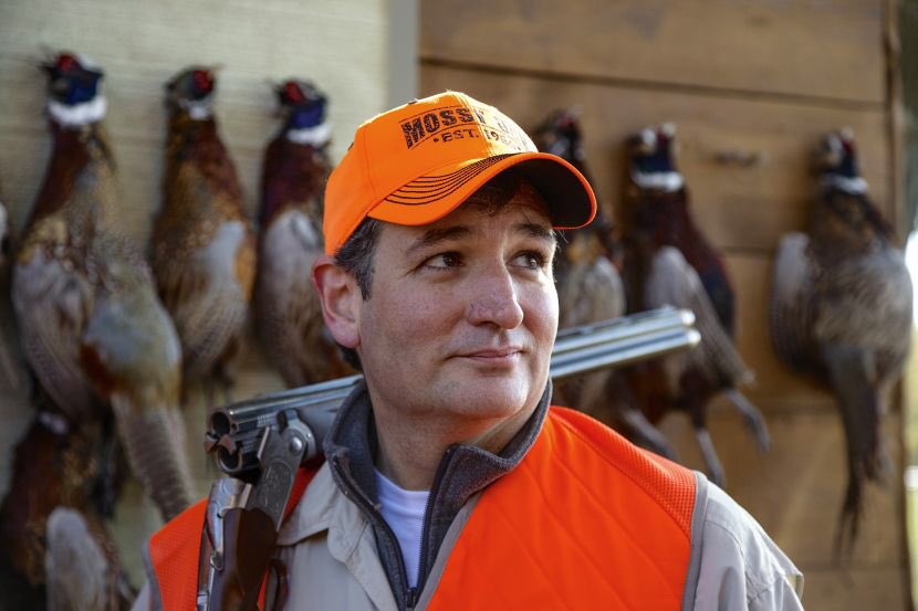ColumbiaBugle's tweet photo. .@tedcruz opens his speech at the #NRAConvention With: "God Bless Texas, and God Bless the NRA!" #NRAAM2018 #MAGA https://t.co/so32X0McU3