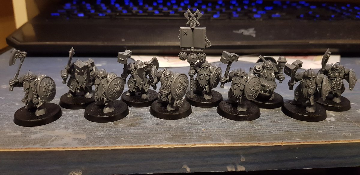 Red_Magician42's tweet photo. I've got some ironbreakers ready to paint. #paintingwarhammer #warhammer #ageofsigmar https://t.co/Bi8vCSqFy9