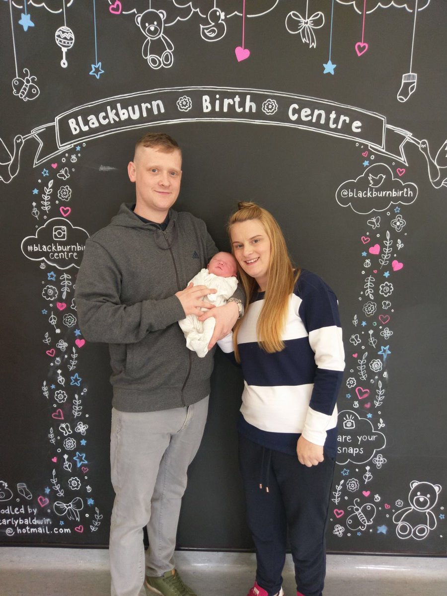 Meet ‘Maggie Jean Esther’ named after our very own Midwife Esther here at #Blackburnbirthcentre. Congratulations to parents Nicola & Scott. #waterbirth #withwoman