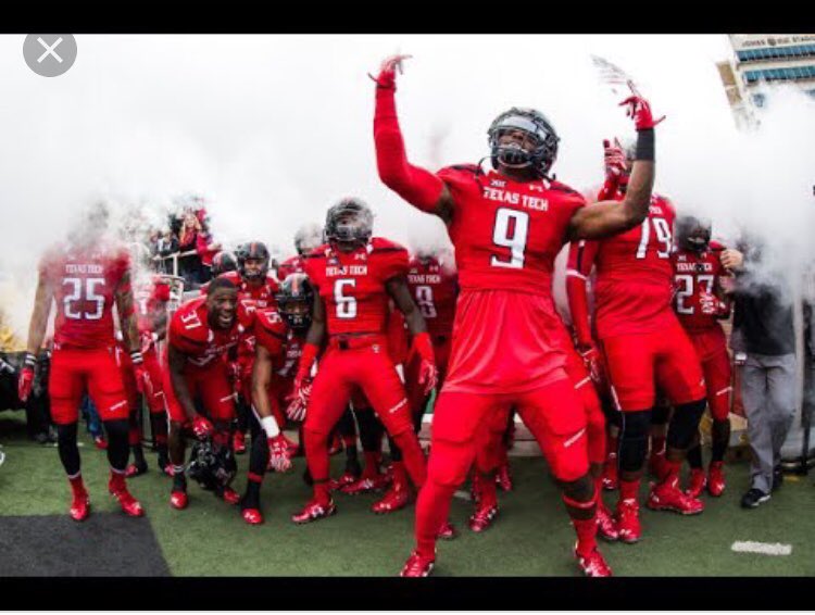 Matthew1Tyrique's tweet photo. Extremely blessed to receive my first Big 12 offer from Texas Tech University #GunsUp ‼️⚪️⚫️🔴 https://t.co/Ca7vKTDe3i
