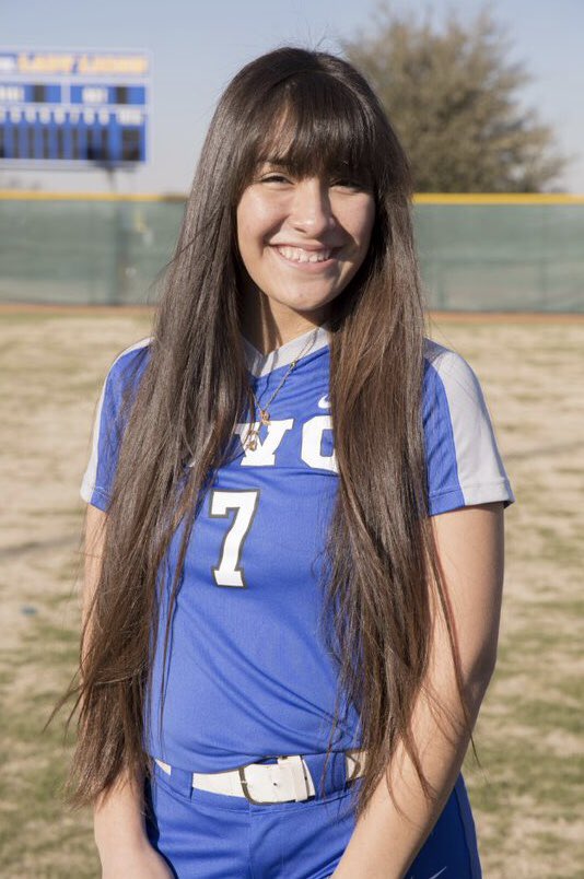 MVClionsoftball's tweet photo. Happy Birthday to this baller, from EPTx! Samantha, your Lion family loves you so much!!🦁💙 https://t.co/R7NZp0GYys