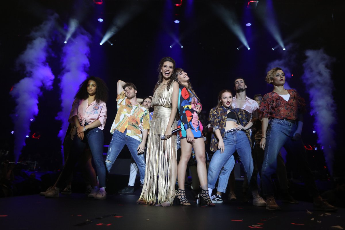 .@Aitana_ot2017 y @AnaG_ot2017, <a href="/MelendiOficial/">Melendi Oficial</a> y los chicos de <a href="/FAMAabailarCero/">FAMA a bailar en Movistar+</a>, en imágenes en #LOS40PrimaveraPop #UnFestivalParaTodos