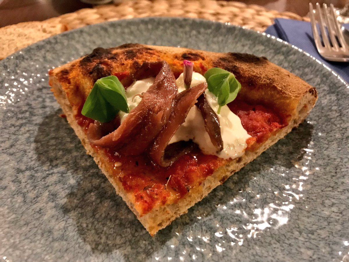viaggiaescopri's tweet photo. Ottima cena all’Agriturismo Agra Mater, tra i colli di #Colmurano questa azienda agricola offre sistemazioni per il soggiorno e un menù fantastico e fantasioso.
#MontiAzzurri
#montiazzurritraterraecielo #Macerata https://t.co/T4FtFT7RGY