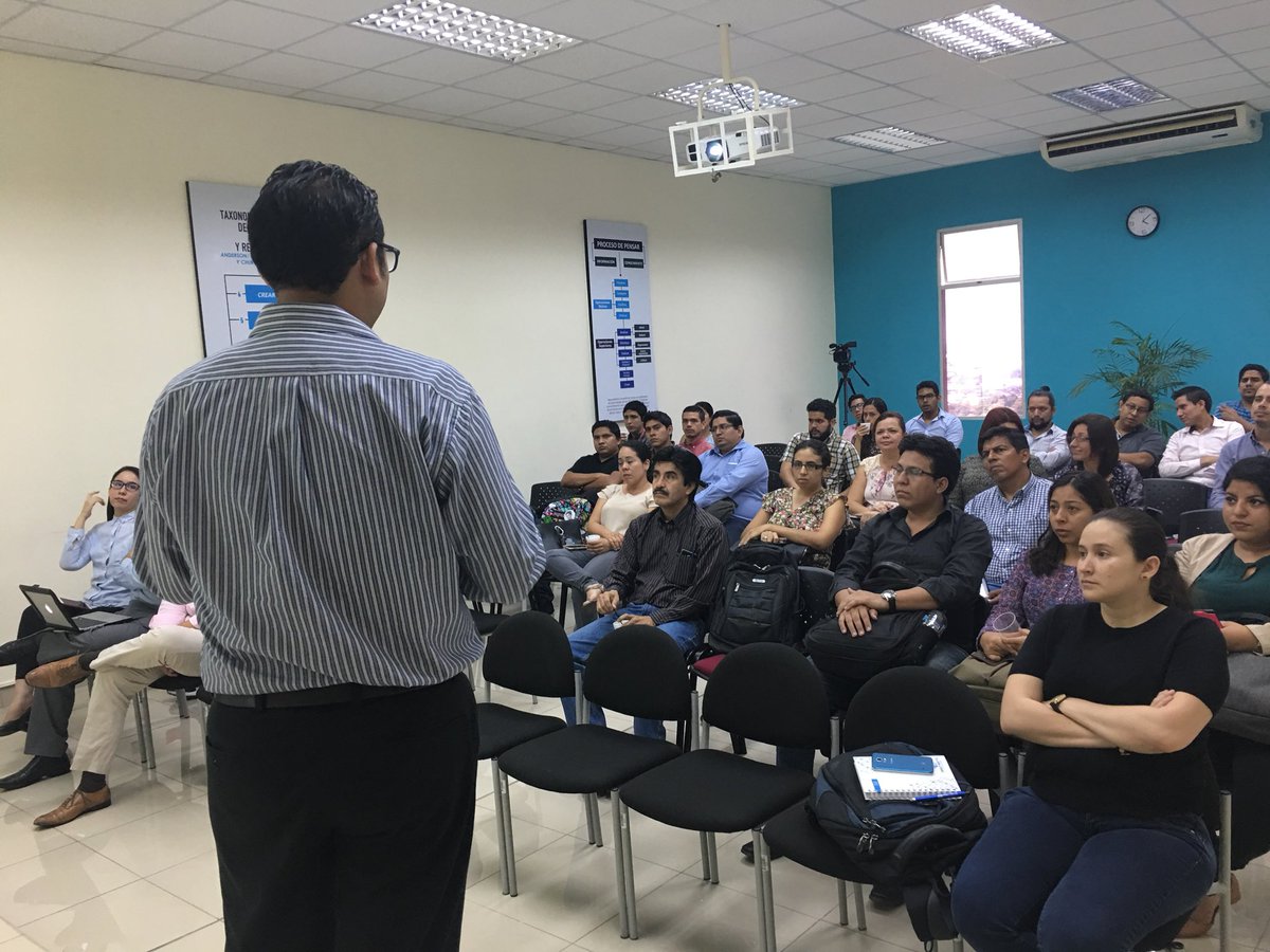 CISE_ESPOL's tweet photo. Hoy inicia el Programa Básico de Formación Docente modalidad Blended Learning. Profesores politécnicos de las diferentes facultades asisten a la reunión inicial para recibir las políticas y lineamientos de este proceso.

@cparedesverduga @paherrera1975 @espol 
#CISE #ESPOL https://t.co/ovIUylbgDN