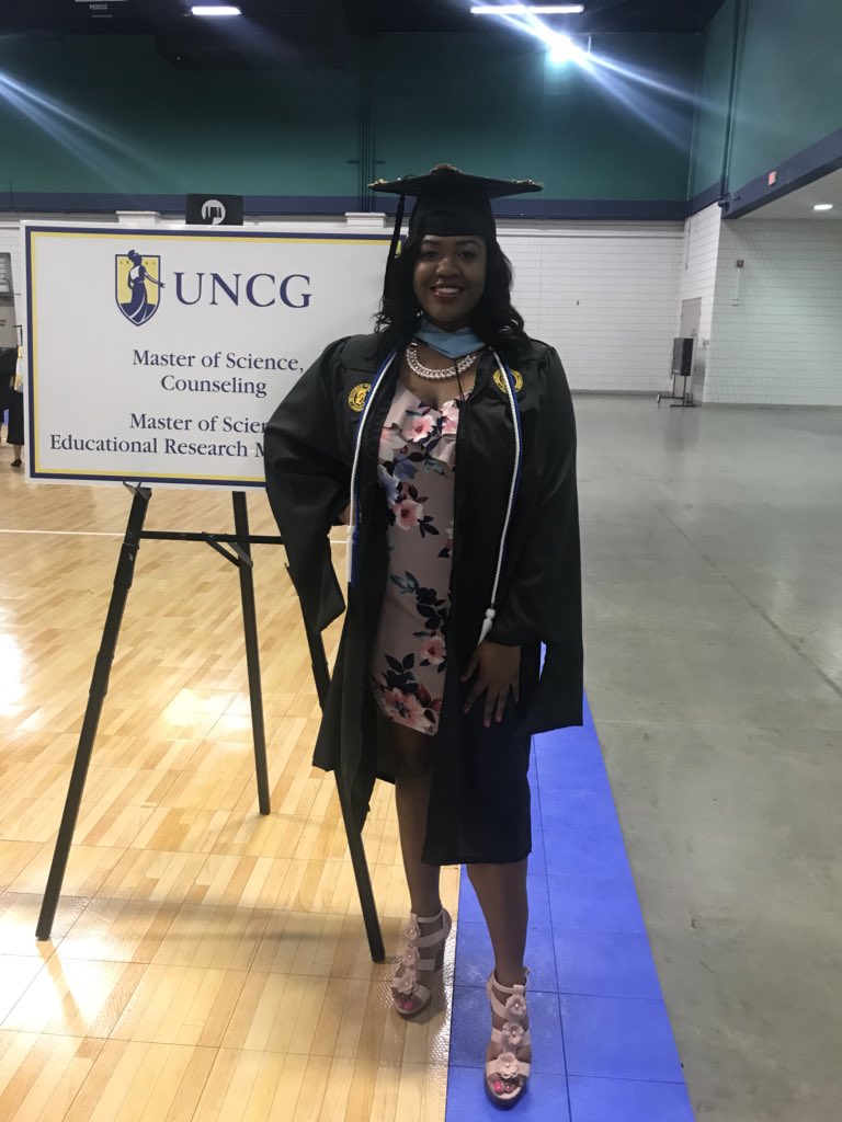 AwesomeNat_'s tweet photo. Nothing but God. ๐๐พ๐ฉ๐พโ๐ Graduation Day #BlackGradMagic https://t.co/2wKbn8KPoO