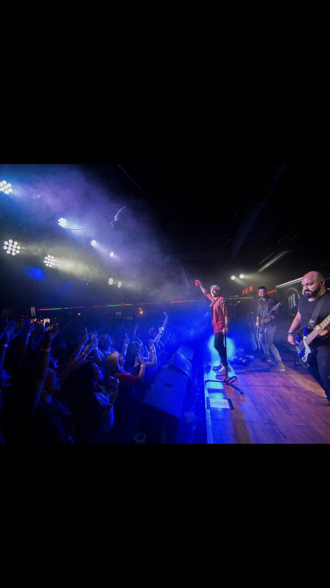 Great show last night!  <a href="/973theEAGLE/">973theeagle</a> <a href="/Michaelraymusic/">Michael Ray</a>