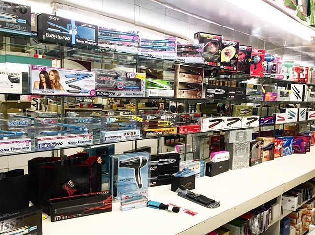 Border_Beauty's tweet photo. Need An iron ?? Look no more at Border Beauty Supply we have just what u need and want! #BorderBeauty #flatiron #hair #beauty #shopBBS #babylisspro https://t.co/FjWtEPe1id