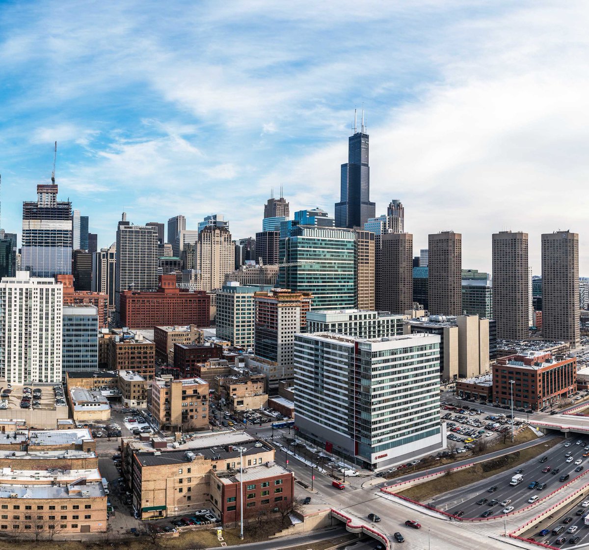 landmarkWL's tweet photo. #flashbackfriday Landmark topped off last May with the best (and highest) views in the West Loop! Stop by to see the finished penthouse unit for yourself. https://t.co/U78GrW7IGh
