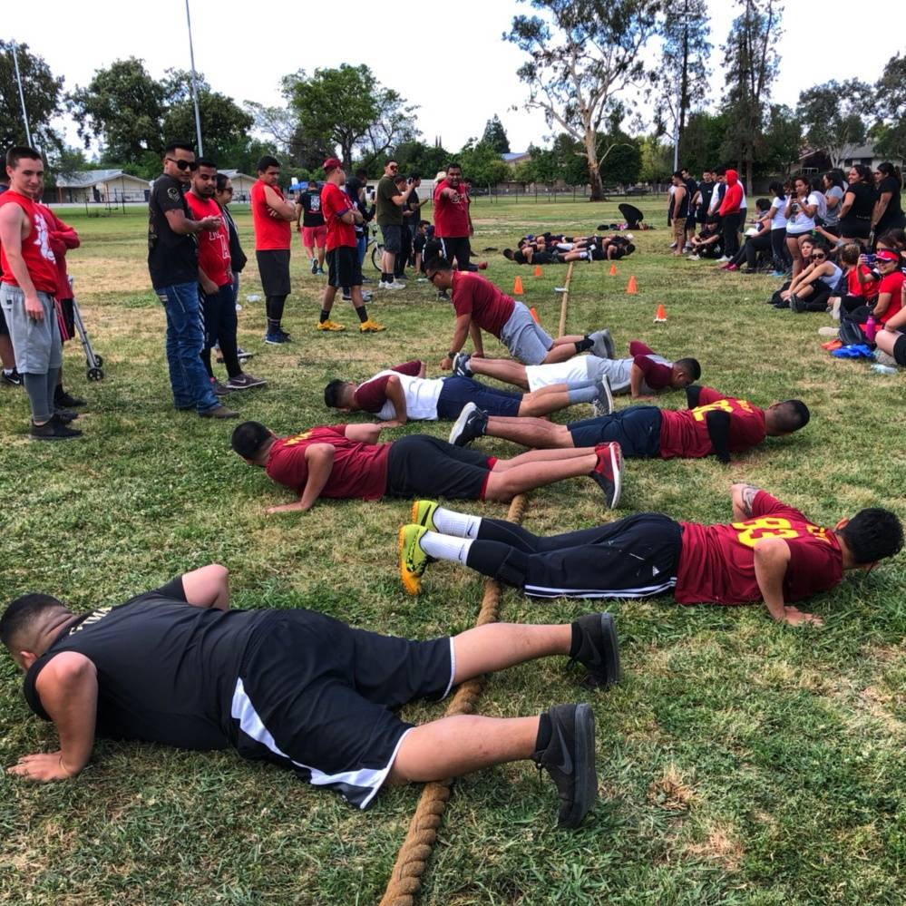 ChiDeltaBeta97's tweet photo. ๐
Bro(s) of the Week ๐
For their hard work, this week's bro of the week goes to all our brothers who participated in the Greek Olympics: Bryan A, Bryan G, Max, Jaime, Ryan, Fernando, Ines, Mike, Nico, and Mario #BroOfTheWeek #ChiDeltaBeta #brotherhood #greeklife #fresnostate https://t.co/4vGM4dVEp9